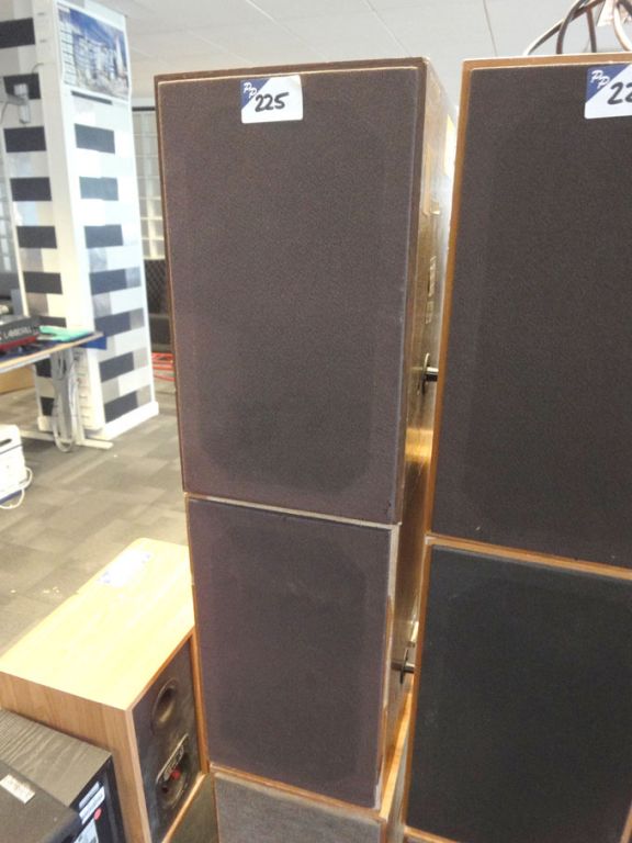 2x Keith Monks LS1.8 monitoring loud speakers