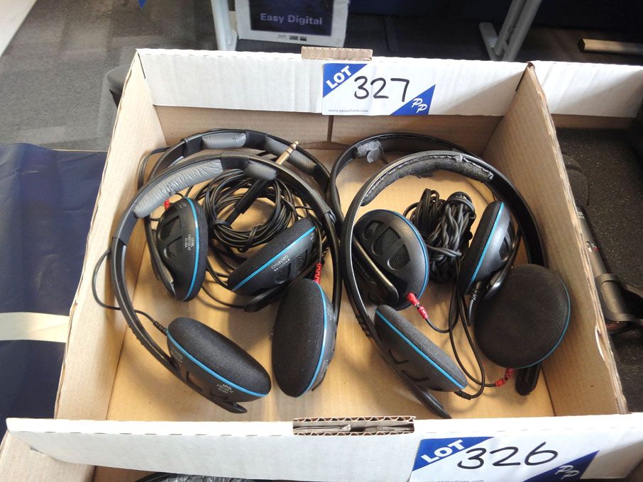 4x Sennheiser HD480 stereo headphones