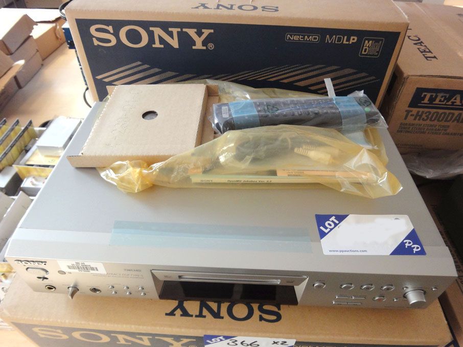 2x Sony MDS-JE780 mini disc deck (boxed & unused)