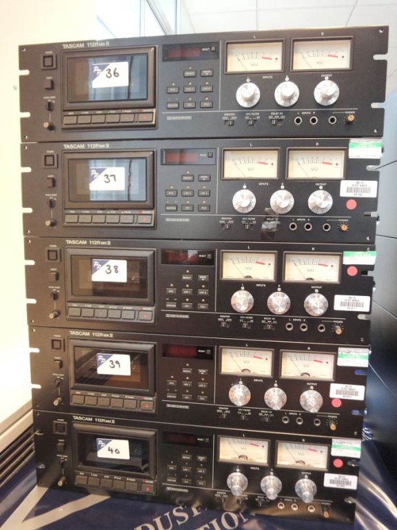 2x Tascam 112R MKII professional stereo cassette d...