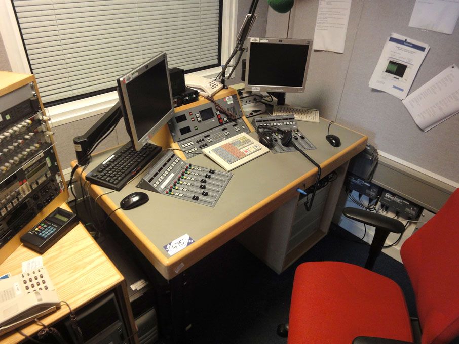 Audionics mixing desk 6’ x 3’ complete with 12x fa...