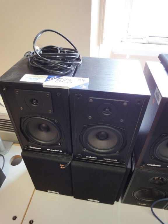 4x Goodman Maxim 2, Maxamp speakers