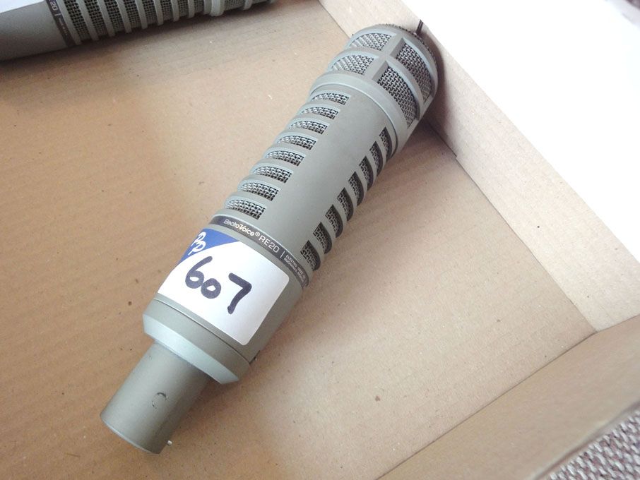 ElectroVoice RE20 Dynamic Cardioid microphone