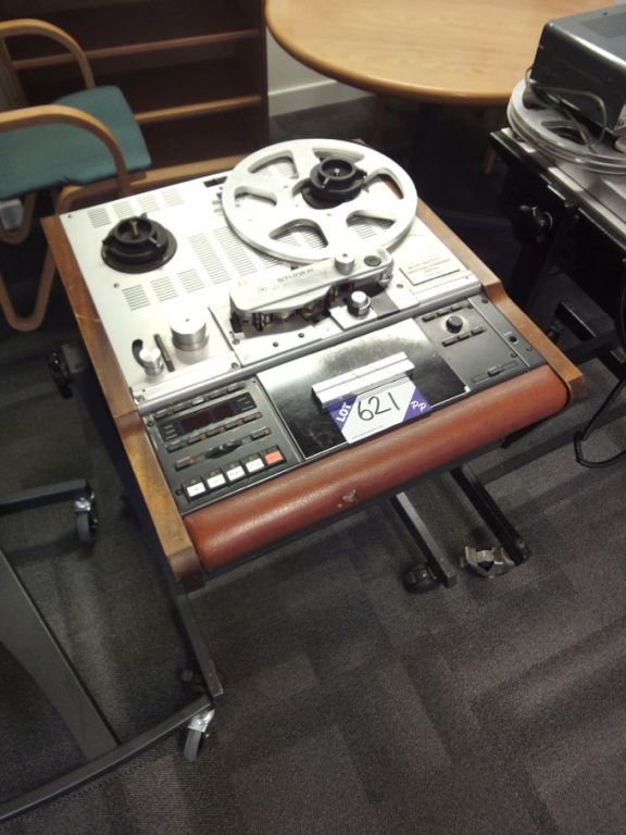 Studer A807 tape recorder / reproducer