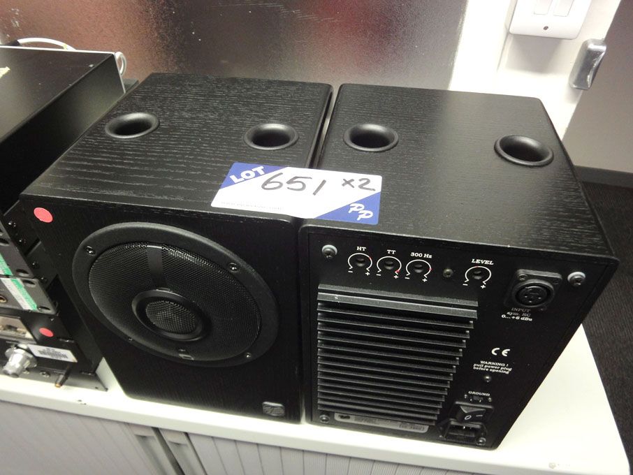 2x Musik Electronic RL906 loud speakers