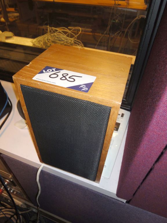2x Rogers LS3/5A monitor loud speakers