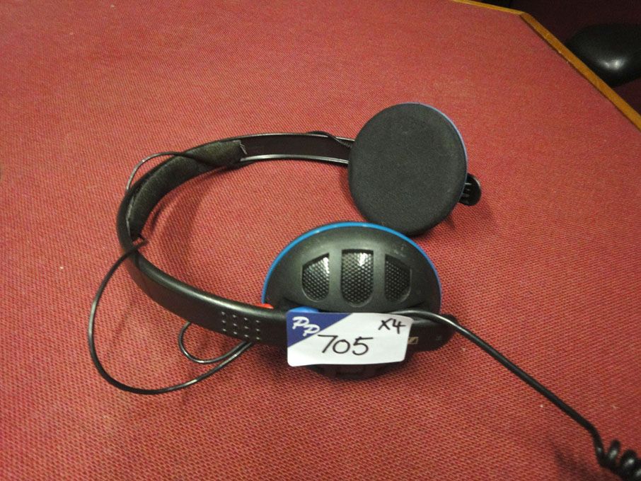 4x Sennheiser HD480 stereo headphones