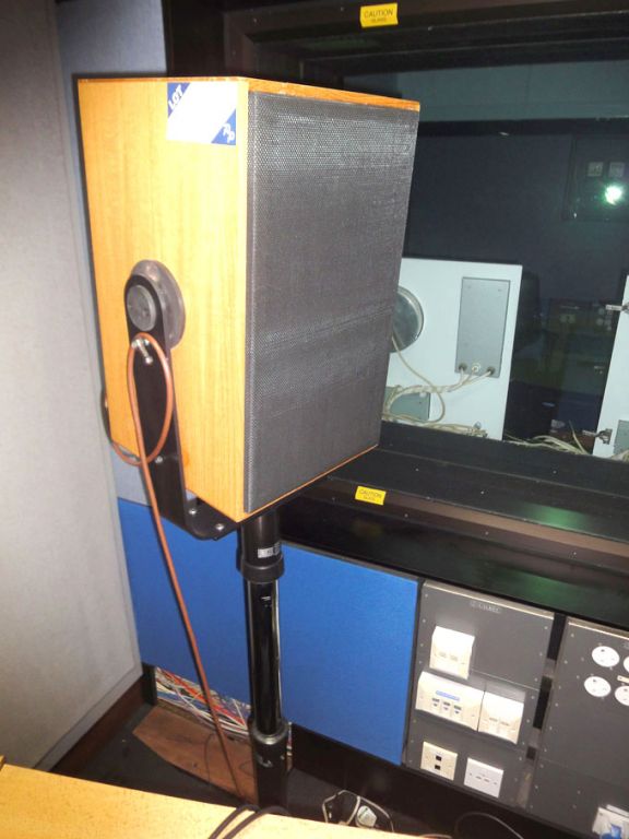 AMEND: Should Read '2x Rogers LS5/9 monitor loud s...