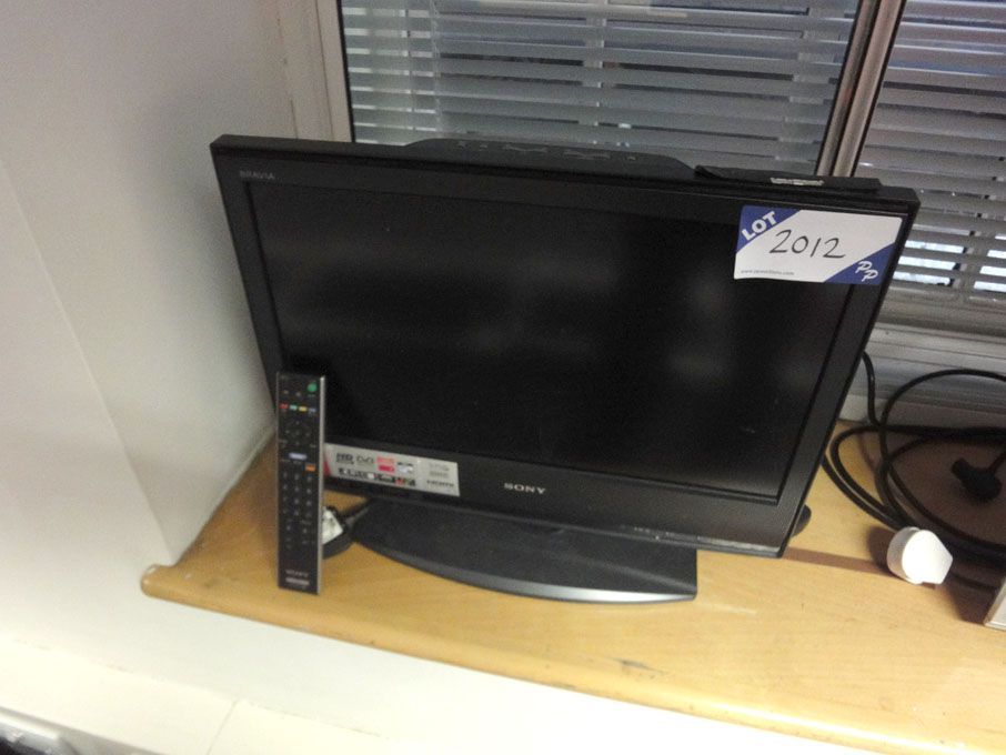 Sony KDL-20S2030 colour LCD TV