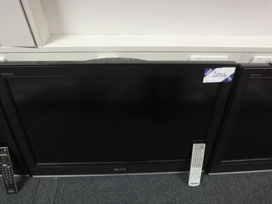 Sony KDL-32S3000 colour LCD TV