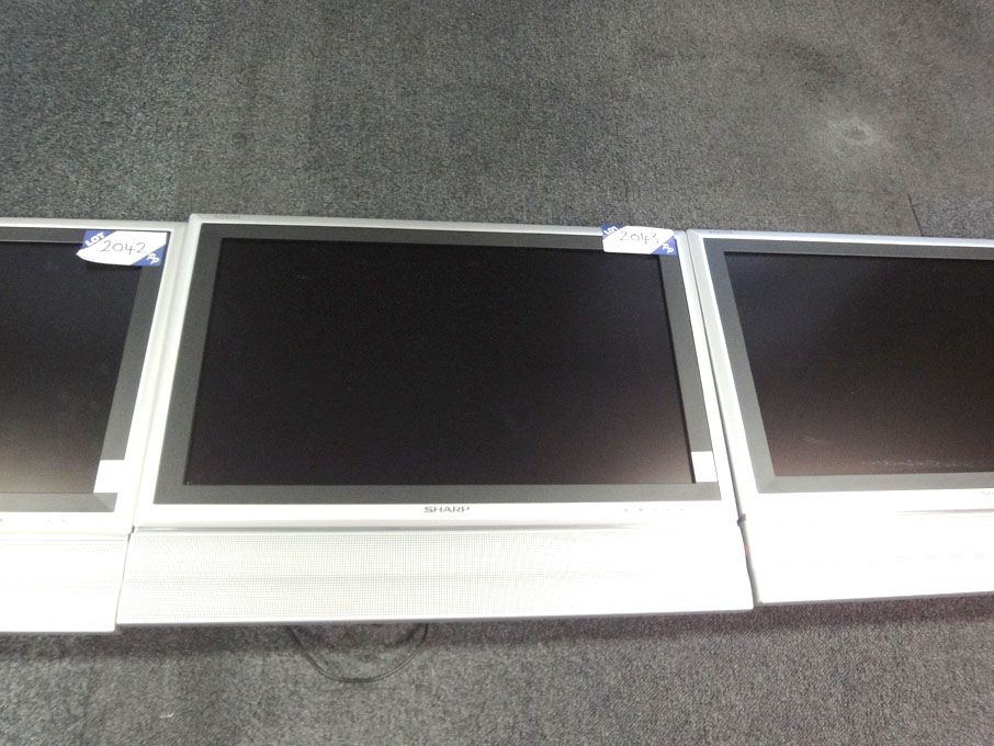 Sharp LC-26GA6E colour LCD TV