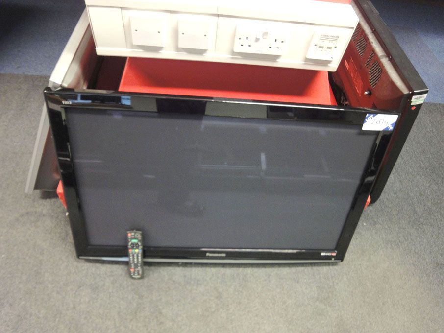 Panasonic TX-P42X10B colour plasma TV