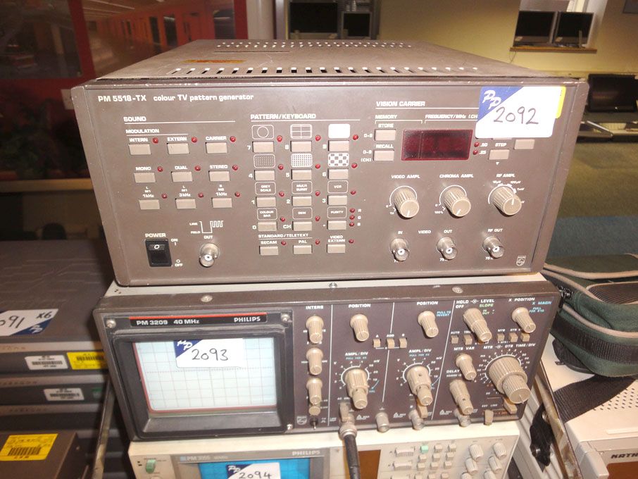 Philips PM5518-TX colour TV pattern generator