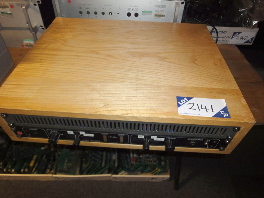 Record source & monitor selector in wooden case