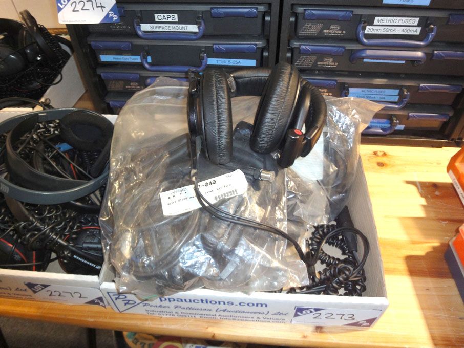4x Beyer Dynamic DT109 head sets, Sony MDR-7509HD...