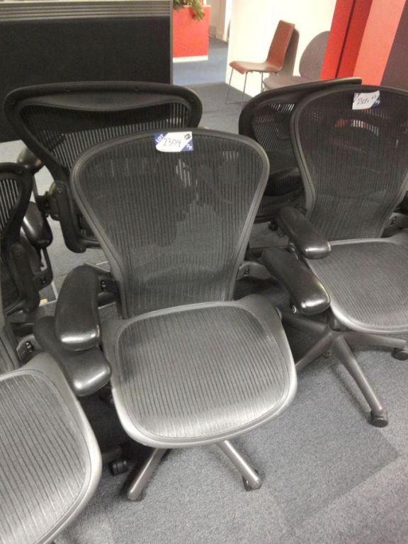 2x Herman Miller technical swivel chairs with arm...