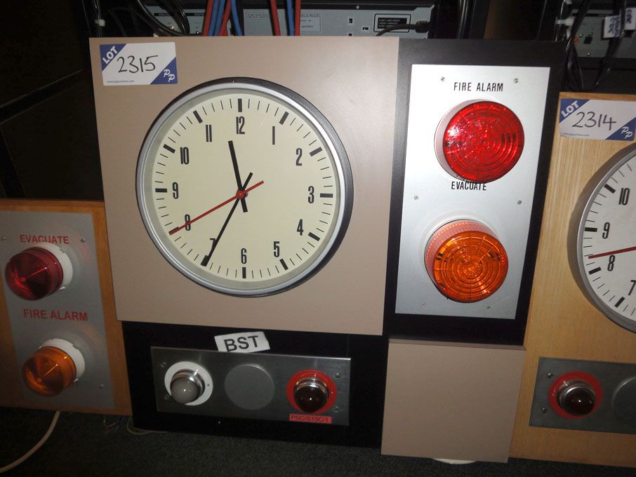 Moser Baer analogue pule clock & 'on air' lights (...