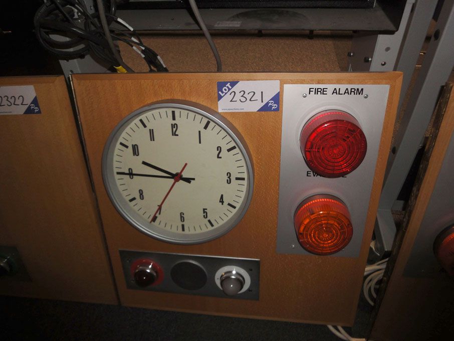Vortex analogue pulse clock & 'on air' lights (Ple...