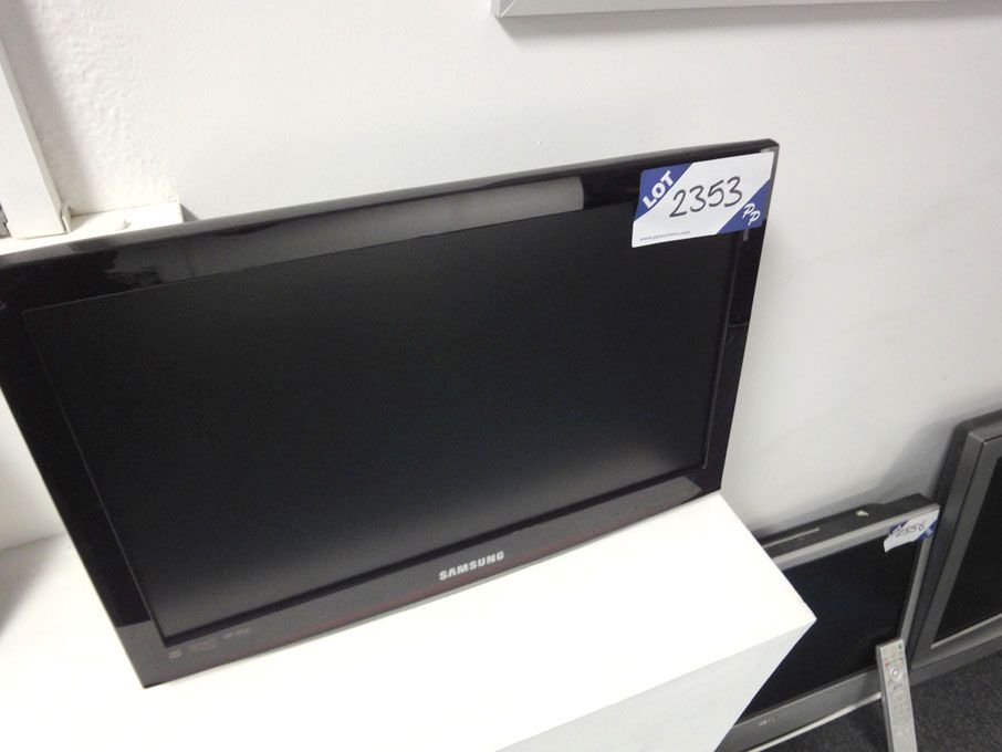 Samsung LE19C450E1W colour LCD TV
