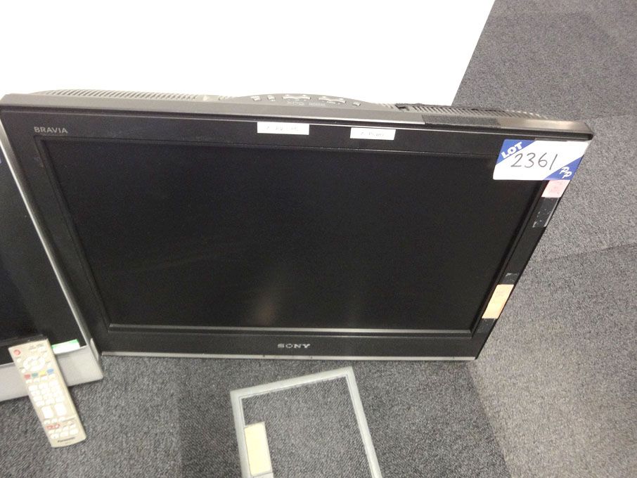 Sony KDL-26S3000 colour LCD TV