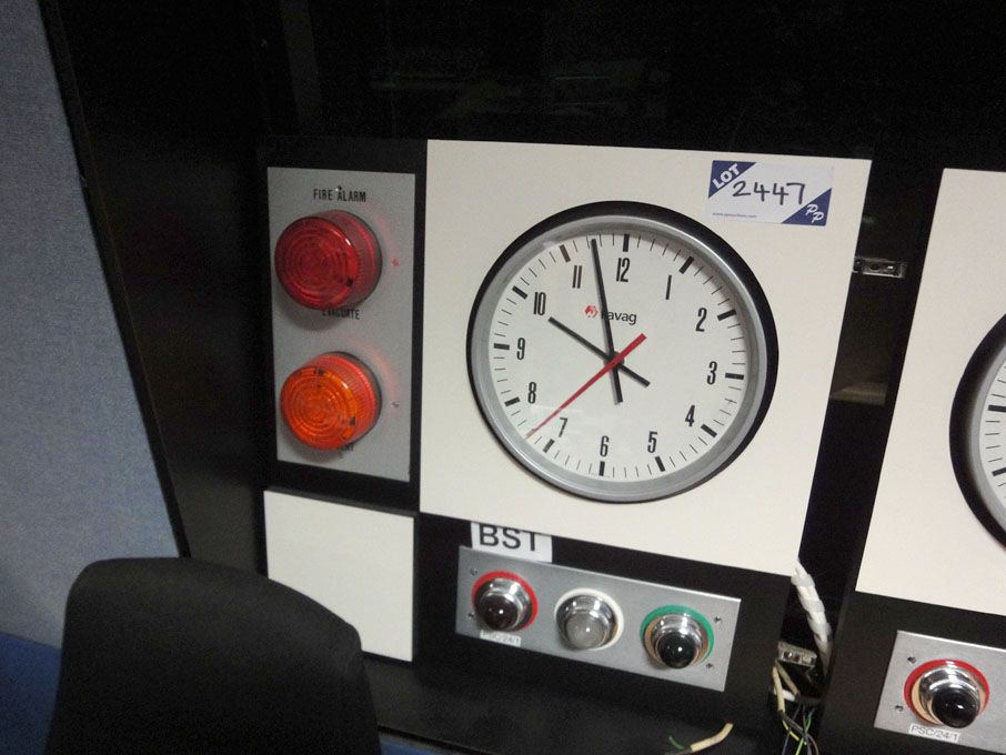 Favag analogue pulse clock & 'on air' lights (Plea...