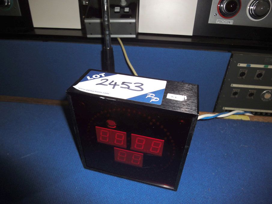 Wharton digital pulse clock (Please Note: Clock pu...