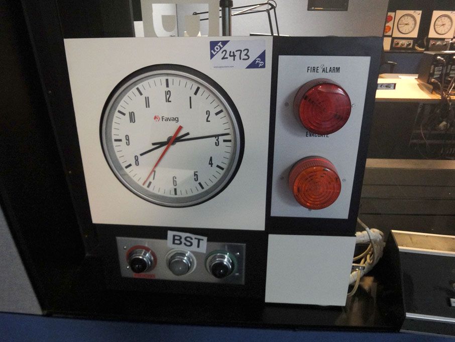 Favag analogue pulse clock & 'on air' lights (Plea...