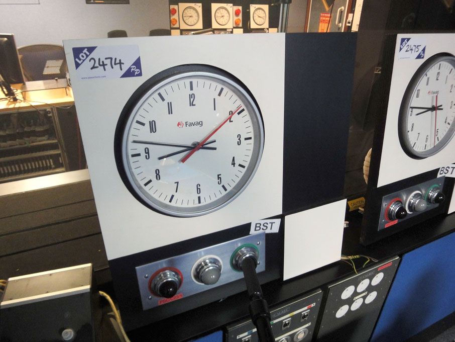 Favag analogue pulse clock & 'on air' lights (Plea...