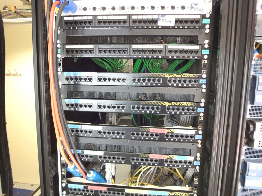 8x Blackbox TrueCat 6 24 port patch panels
