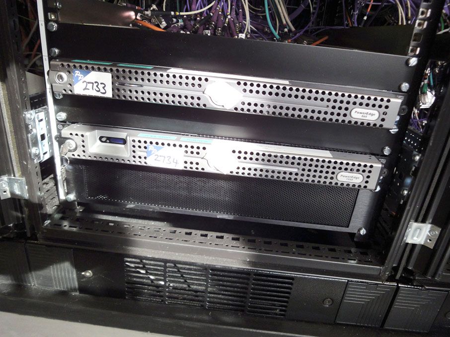 Dell PowerEdge 1950 Intel Xeon rack type server, 8...