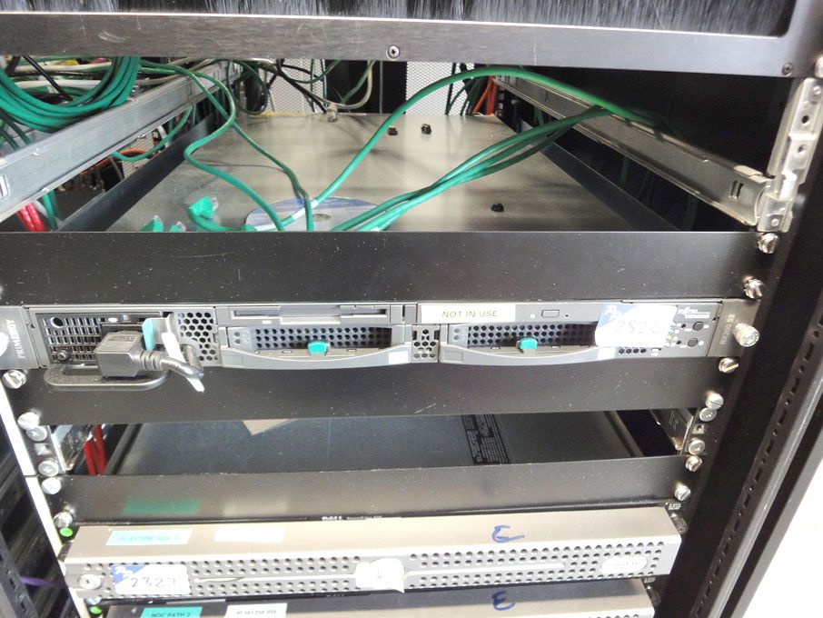 Fujitsu Siemens RX20052 rack type server, 2x 73gb...