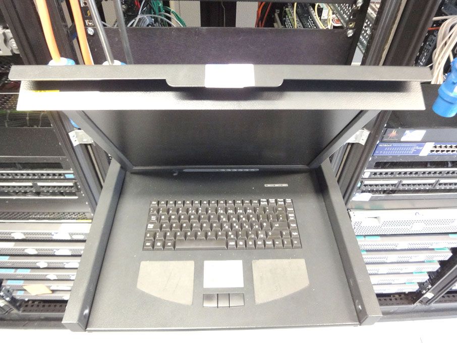 2x Knurr 17" TFT rack type drawer