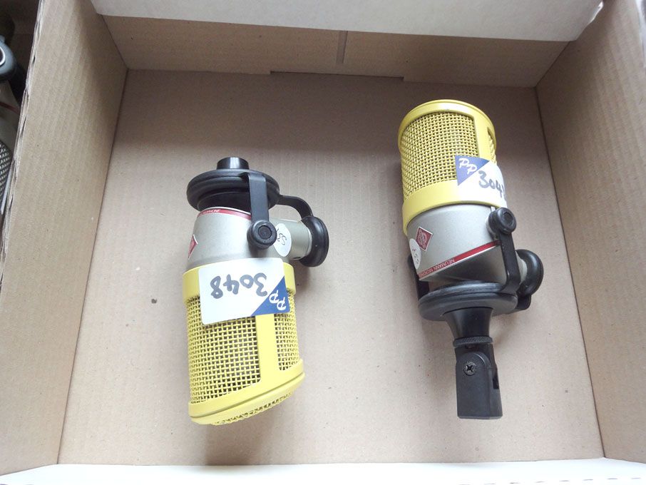2x Neumann BCM104 microphones