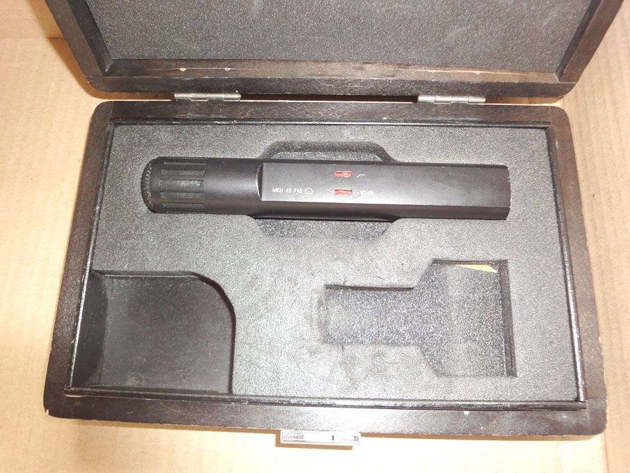 Sennheiser MKH40 P48 microphone