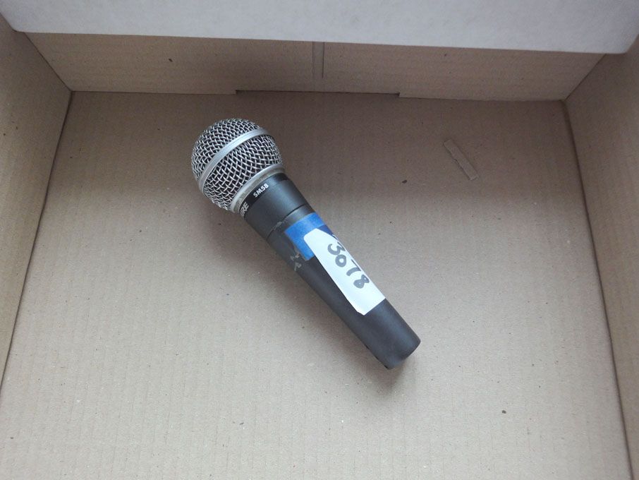 Shure SM58 dynamic microphone
