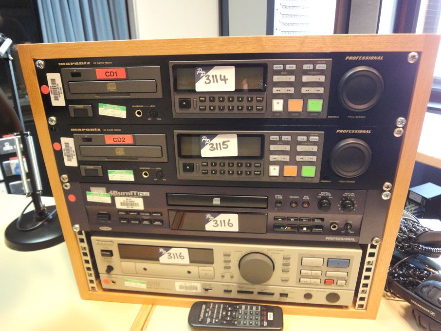 Marantz PMD340 professional CD player