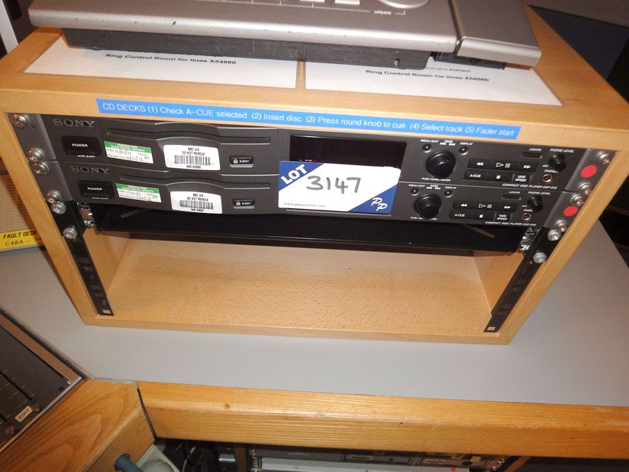 2x Sony CDP-D12 CD players