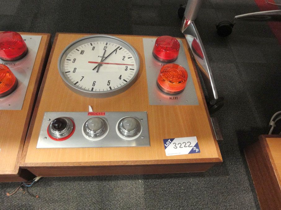 Favag analogue pulse clock & 'on air' lights (Plea...