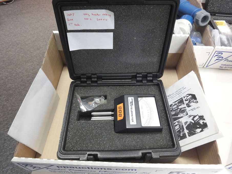 Tentelometer tape tension gauge in case