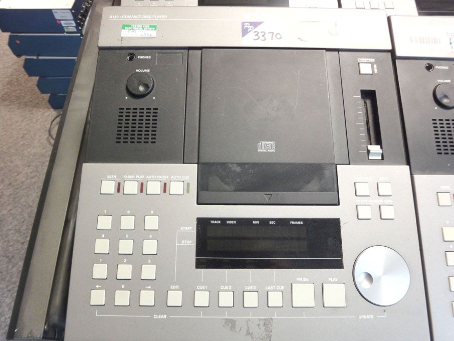 Studer D730 CD player