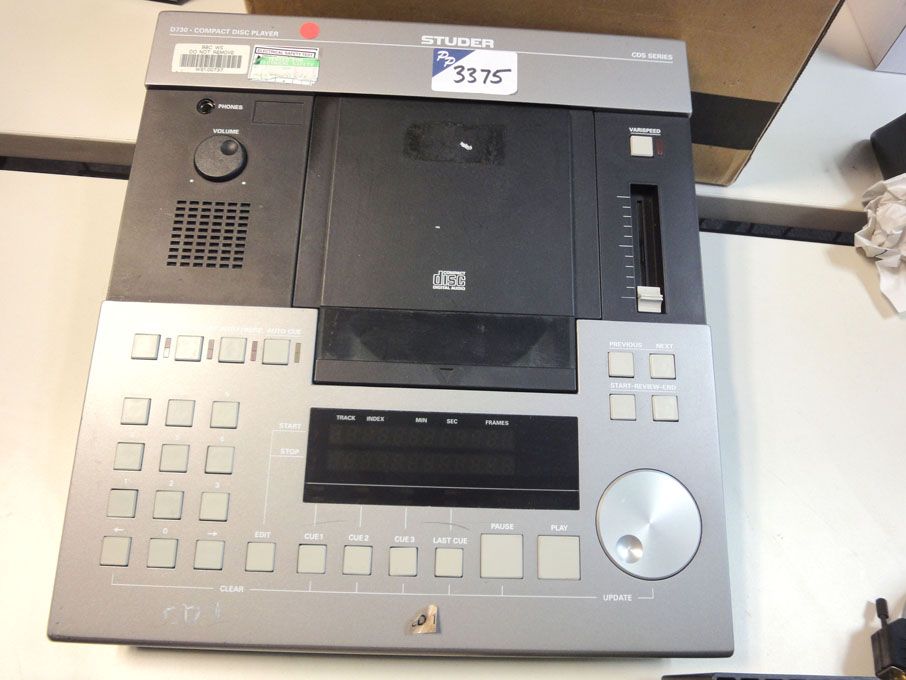 Studer D730 CD player