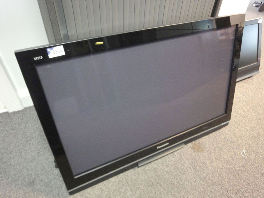 Panasonic TH-42PX80B colour plasma TV
