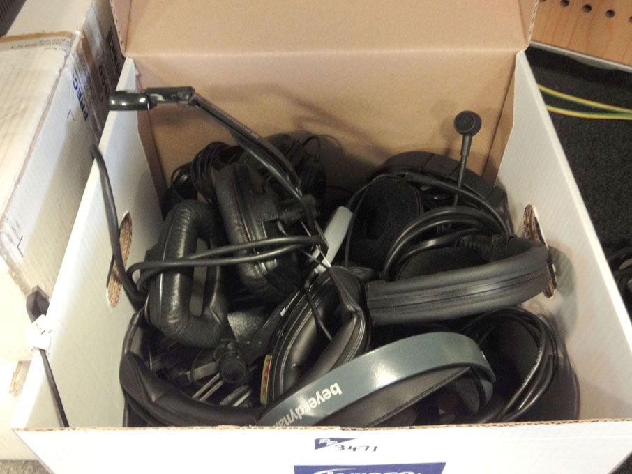 Qty various Beyer Dynamic headphones & headsets as...