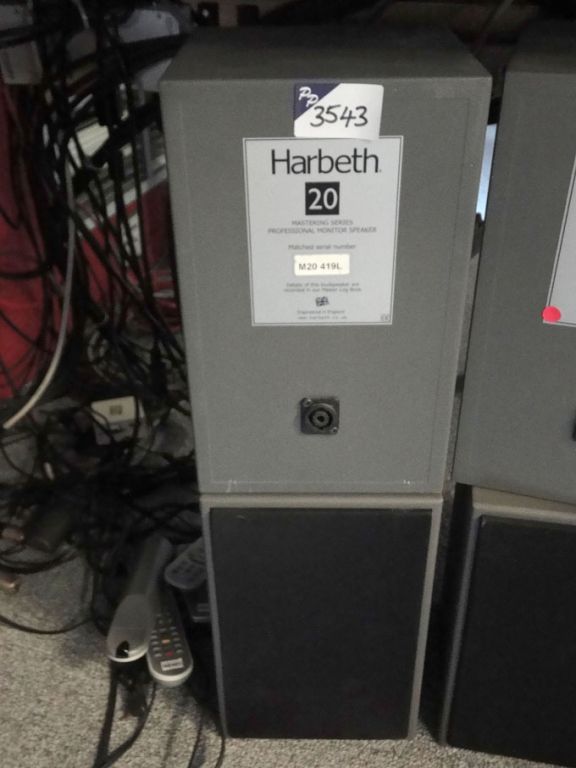 2x Harbeth 20 mastering series professional monito...