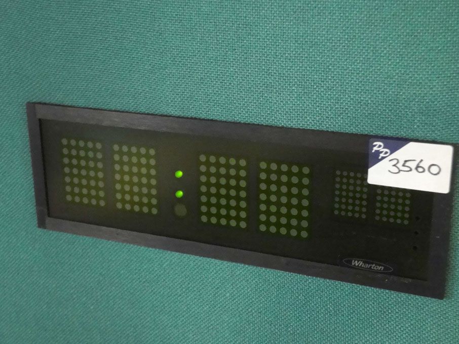 Wharton digital pulse clock & 'on air' lights (Ple...