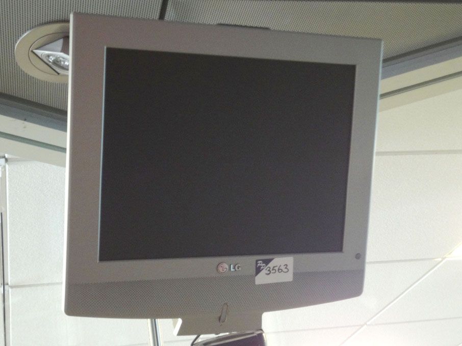 LG 15" LCD colour TV