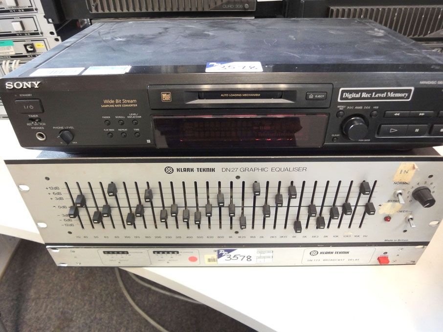 Sony MDSJE50 mini disc deck, Klark-Teknik DN27 gra...