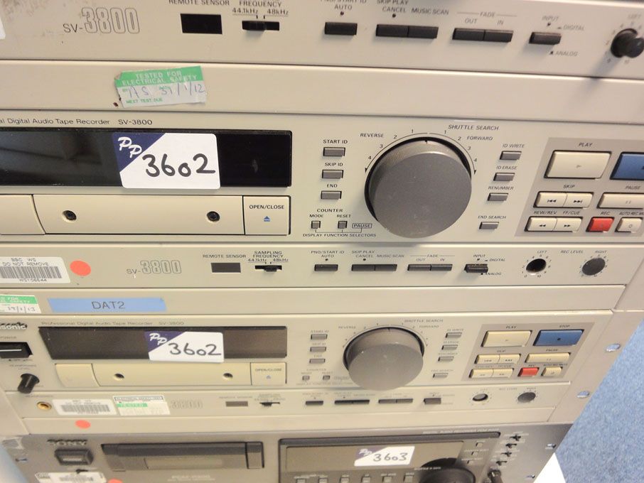 2x Panasonic SV-3800 professional digital audio ta...