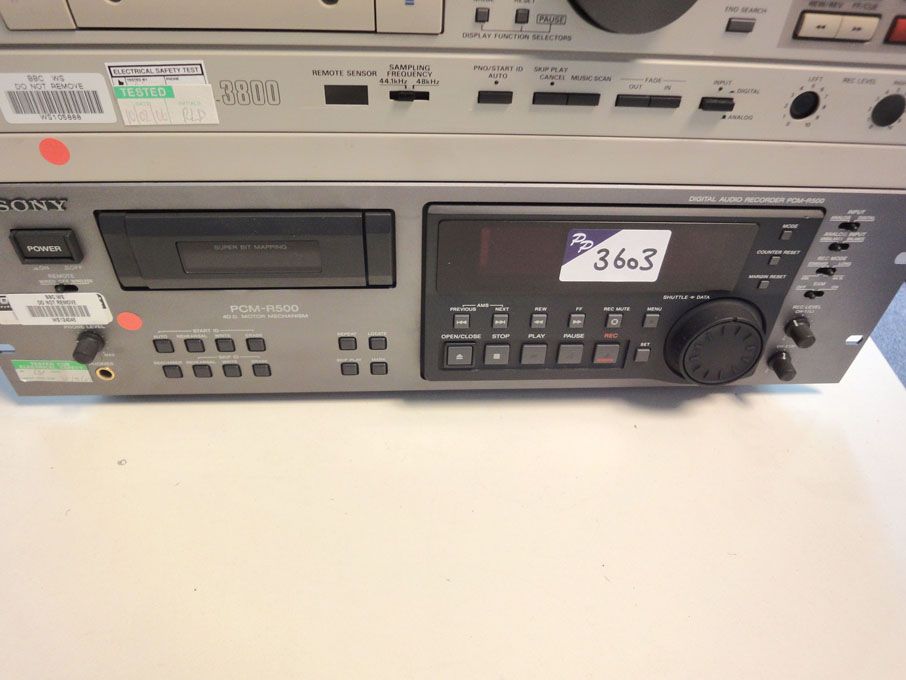 Sony PCM-R500 digital audio recorder