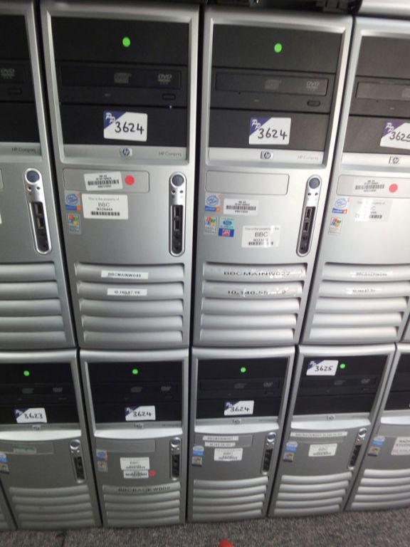 4x HP Compaq Intel Pentium D & Pentium 4 PC base u...